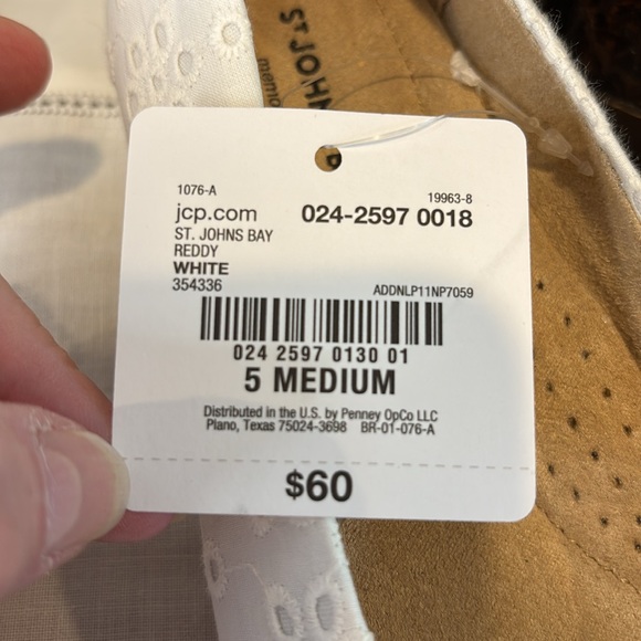 St. John's Bay Womens Reddy Slip-On Wedge Shoe in White Eyelet Size 5 - Picture 9 of 10